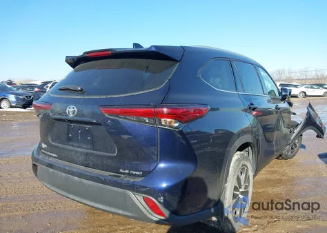 2022 Toyota Highlander Xle from USA, damaged, VIN 5TDGZRBH6NS207251